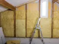 Ocieplenie ścian od wewnątrz: przewodnik, materiały, błędy