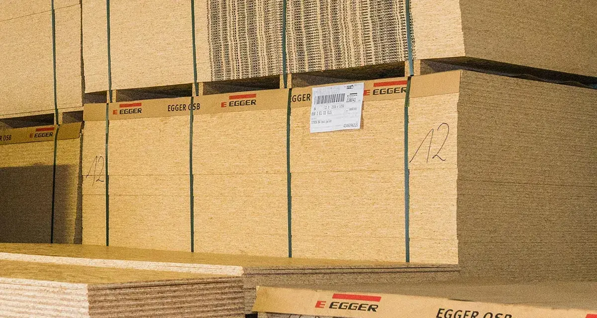 Płyta OSB czy karton gips? Wybór materiału, który Cię zaskoczy