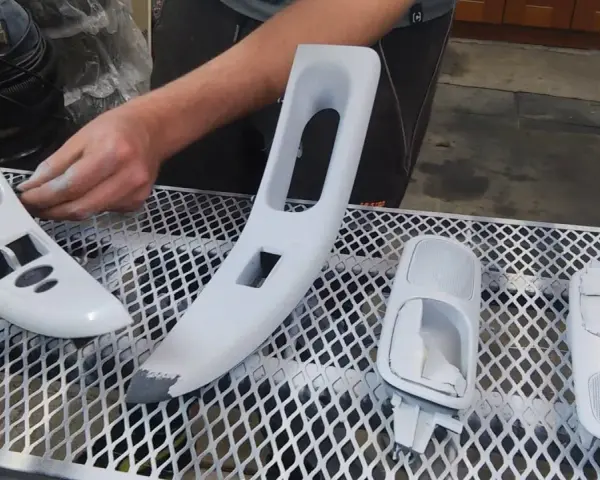 Jak malować plastik? Kompletny przewodnik krok po kroku
