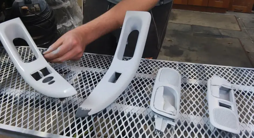 Jak malować plastik? Kompletny przewodnik krok po kroku