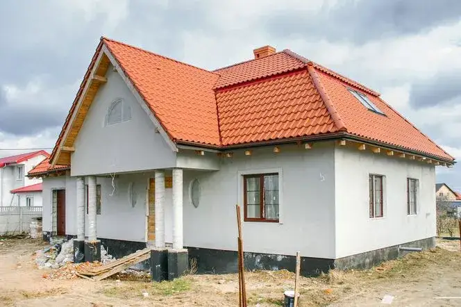 Zdjęcie Tynk do domu 150 m²: ile potrzeba i jaki jest koszt?